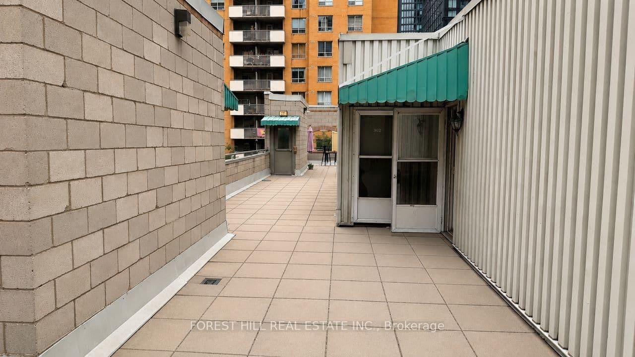 126 Dundas East Street E, Unit 204 - Image 6