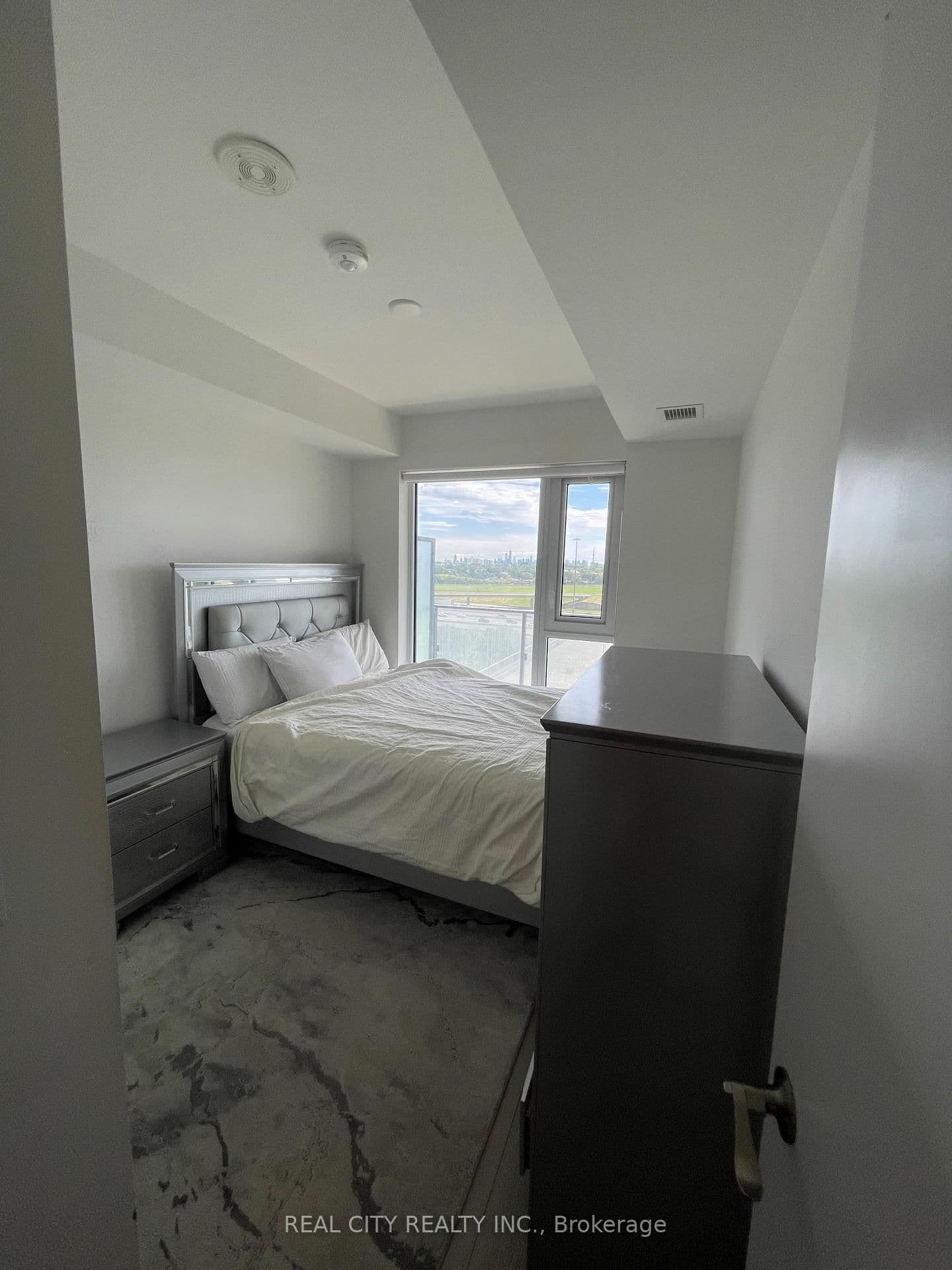 8 Tippett Road, Unit 808 - Image 5