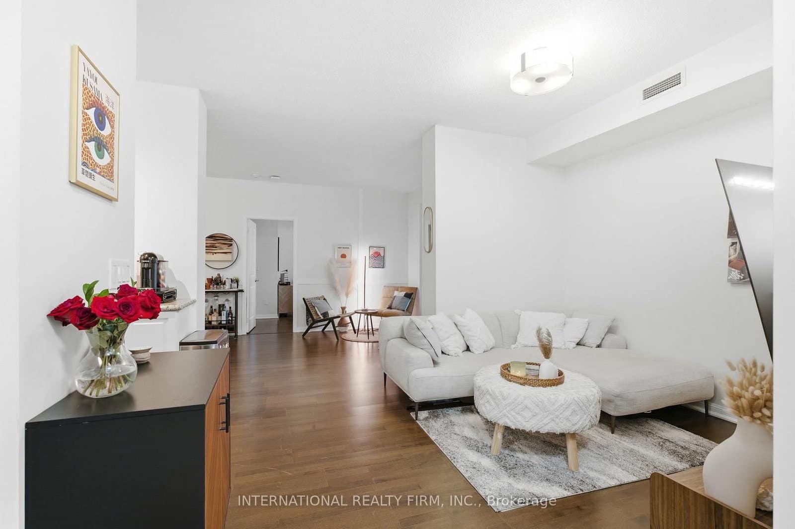 628 Fleet Street, Unit 711 - Image 6