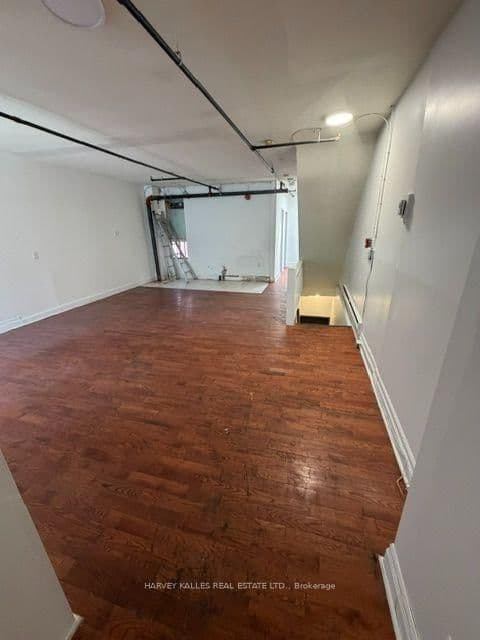 214 Queen Street W, Unit 3rd floor - Image 2