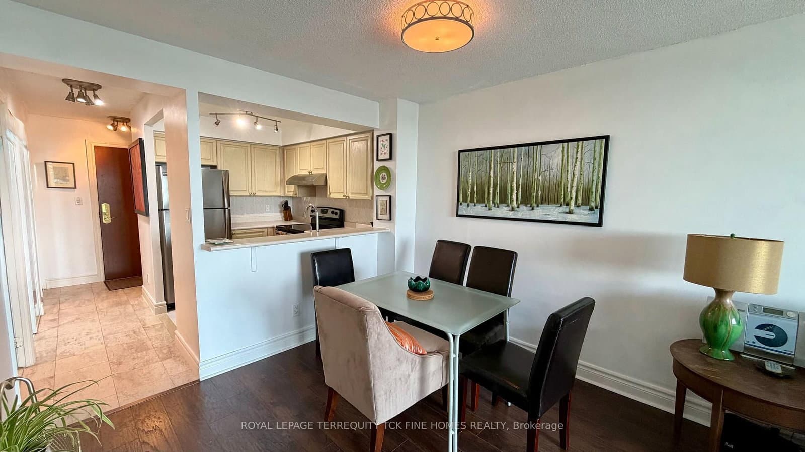 398 Eglinton Avenue E, Unit 1009 - Image 5