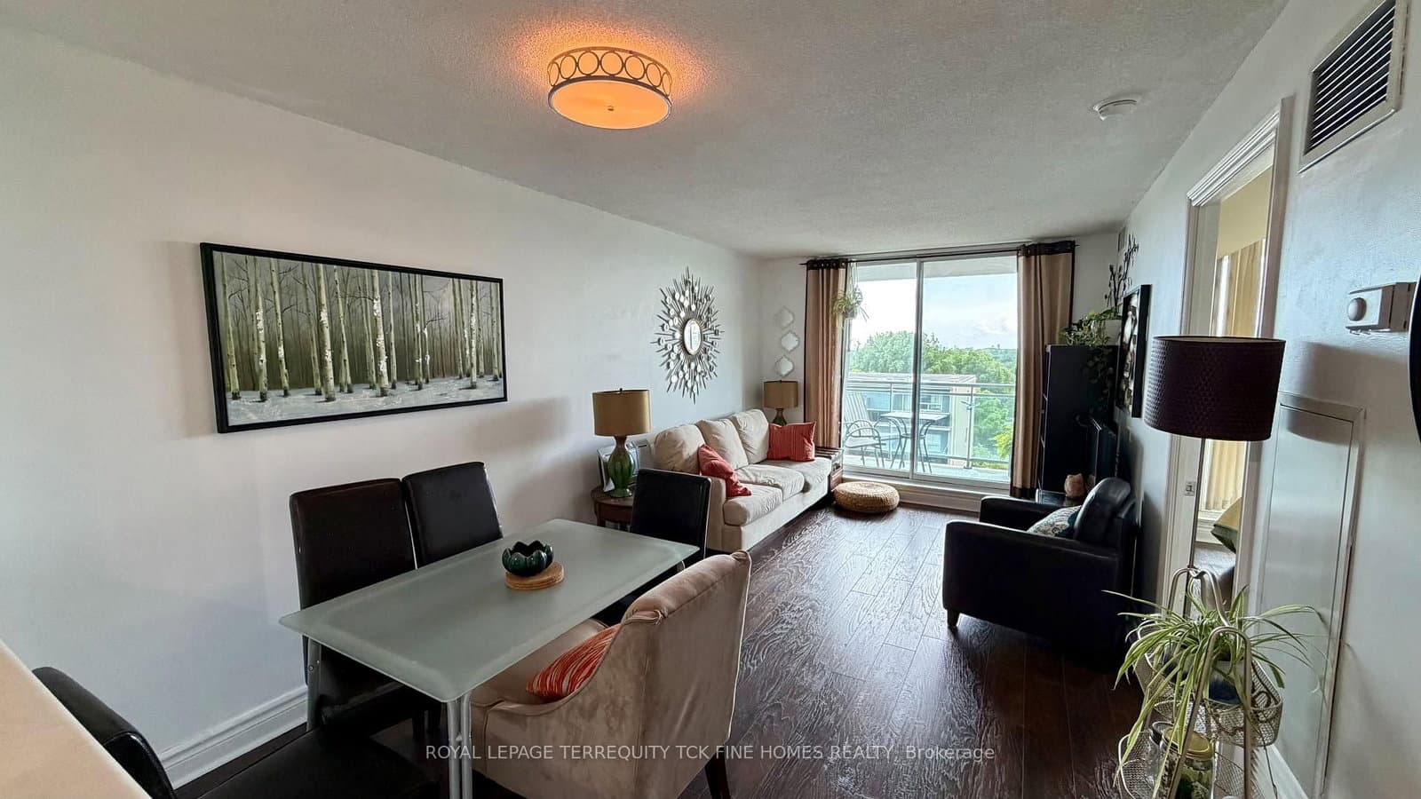 398 Eglinton Avenue E, Unit 1009 - Image 6