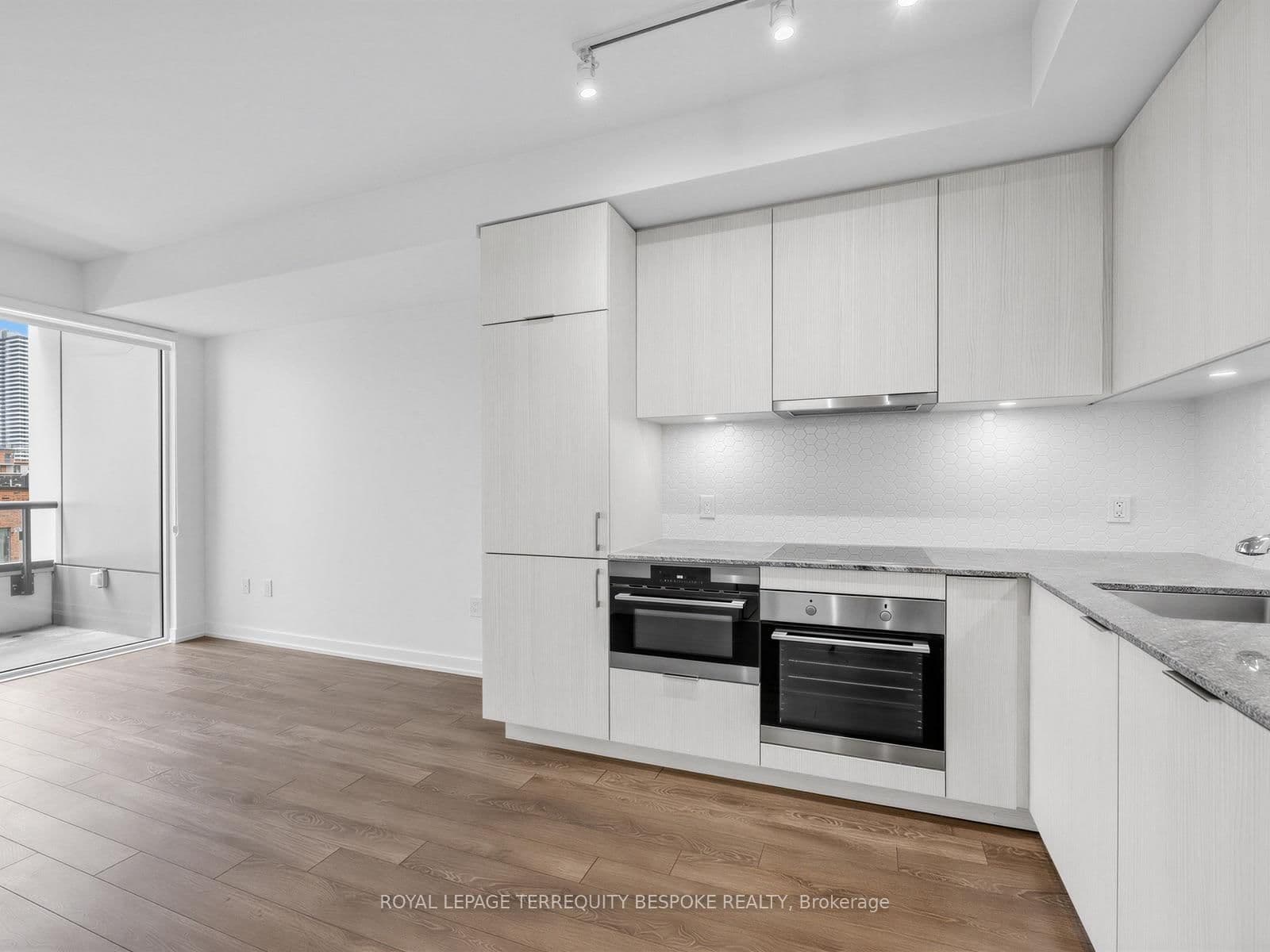 158 Front Street E, Unit 419 - Image 6