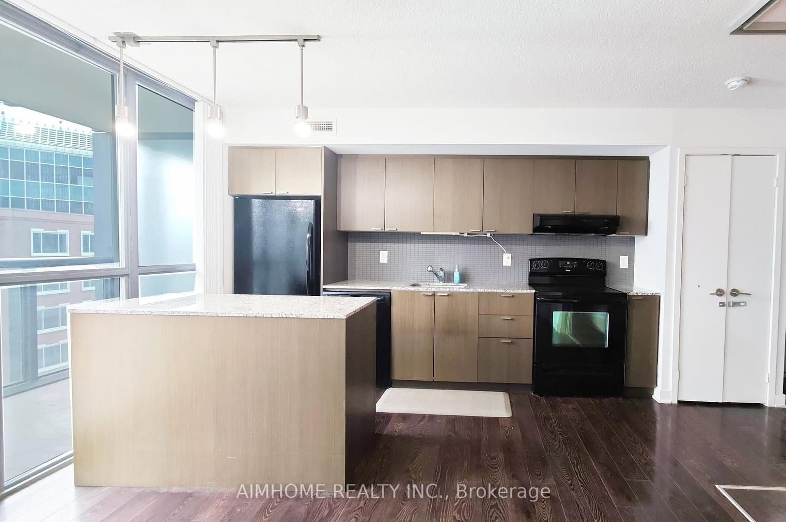 110 Charles Street E, Unit 1510 - Image 5