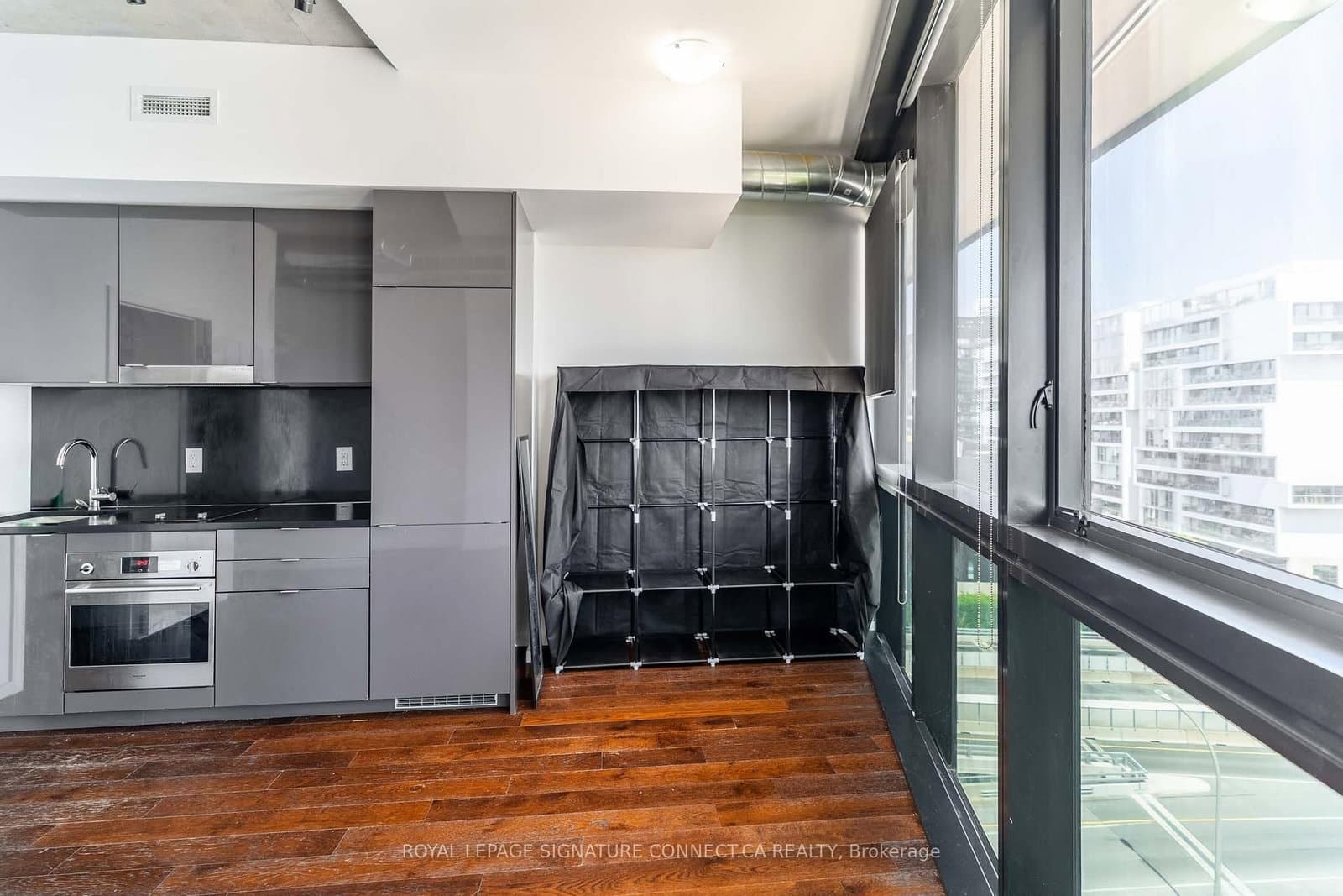 21 Lawren Harris Square, Unit 910 - Image 3