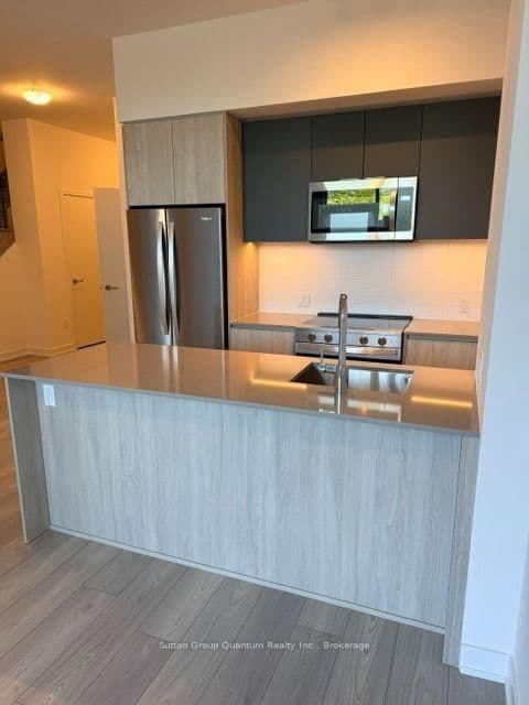5858 Yonge Street, Unit condo townhouse 01 - Image 4