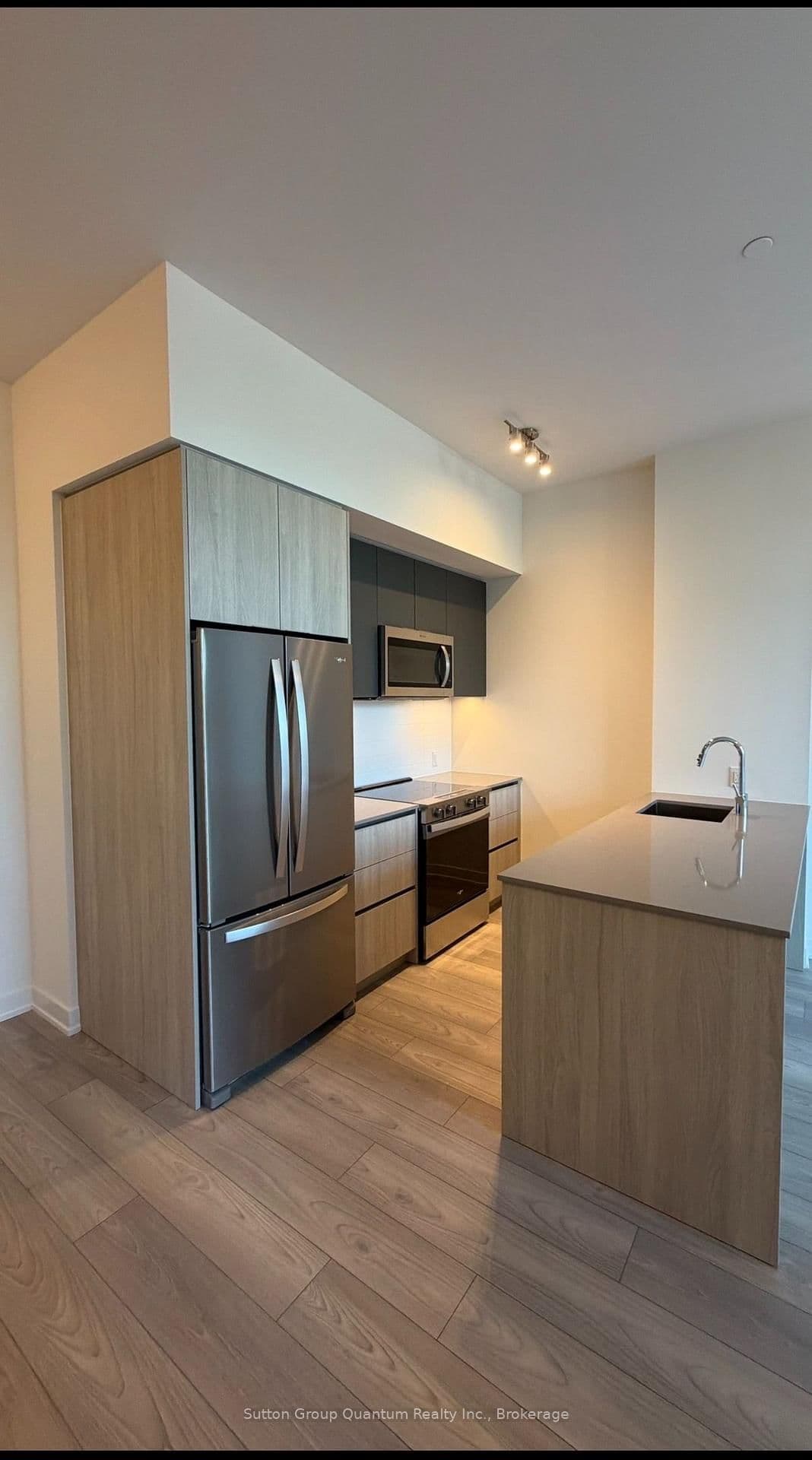 5858 Yonge Street, Unit condo townhouse 01 - Image 5