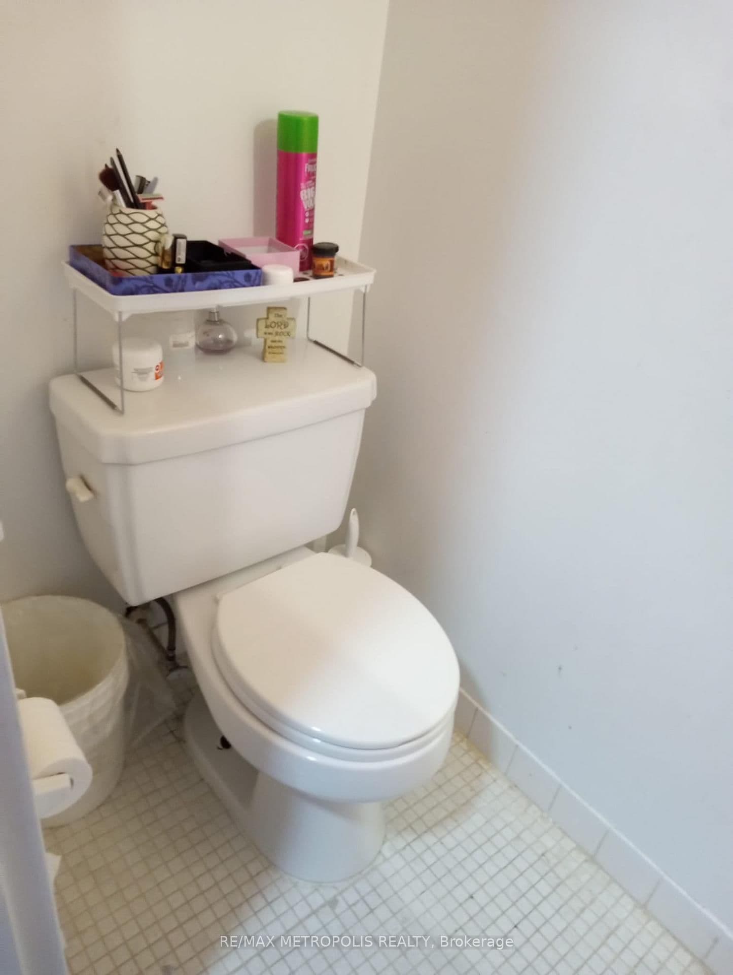 25 Sunrise Avenue, Unit 202 - Image 5