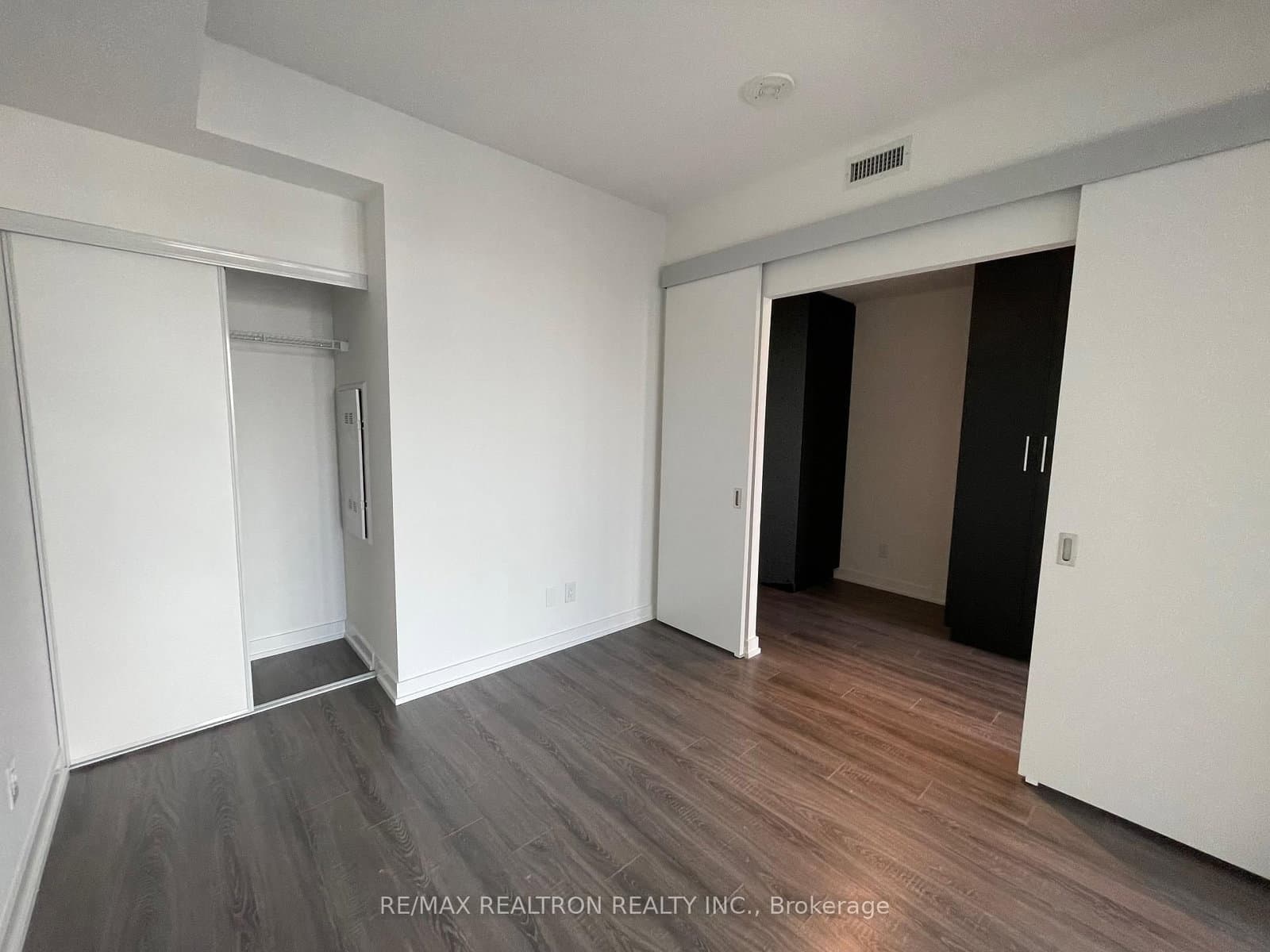 20 Edward St Street, Unit 1018 - Image 6