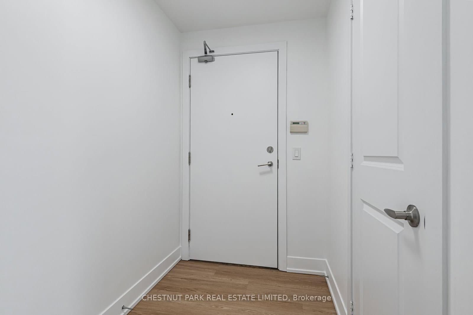 68 Merton Street, Unit 805 - Image 4