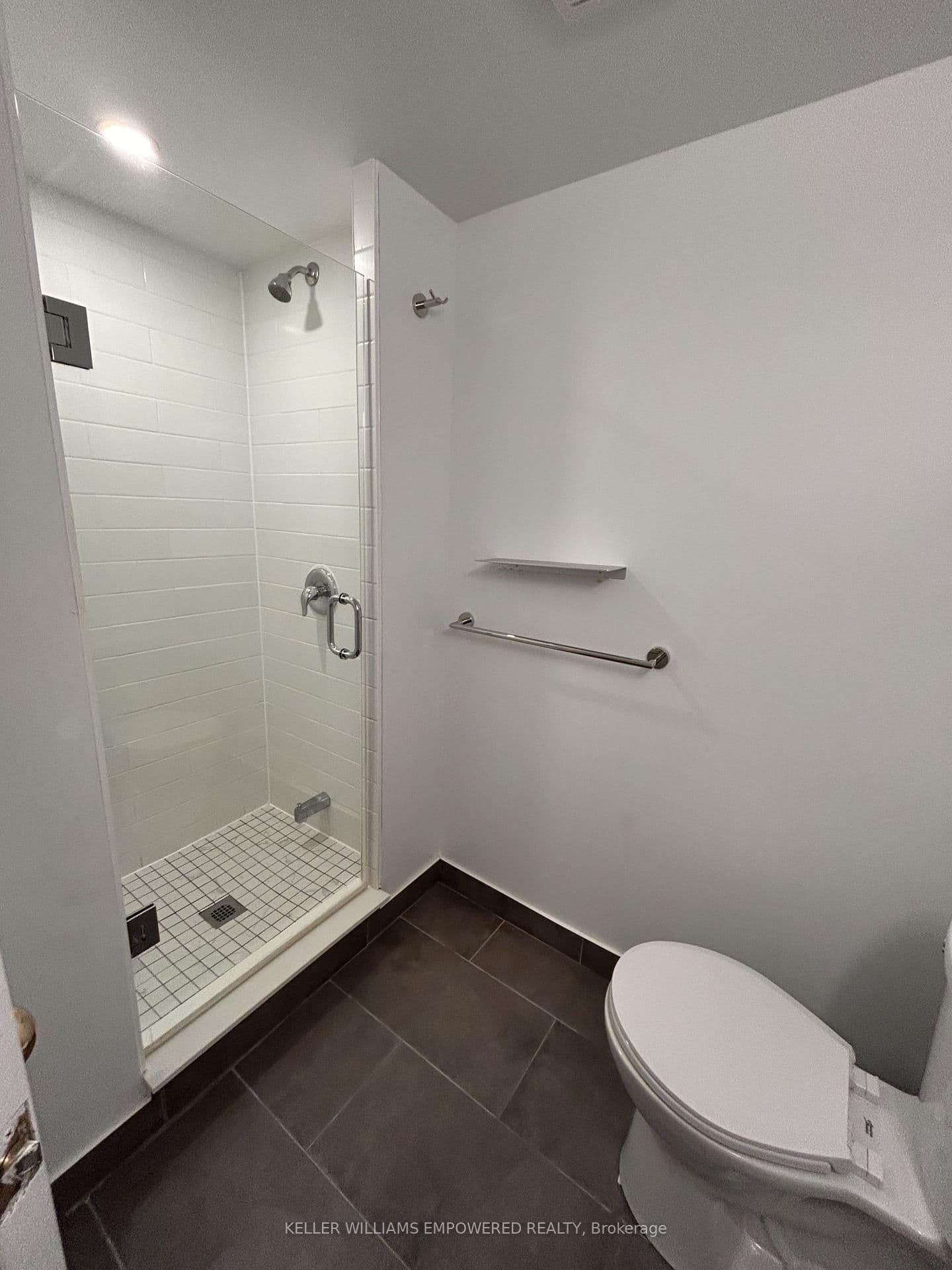117 Gerrard Street E, Unit 609 - Image 6