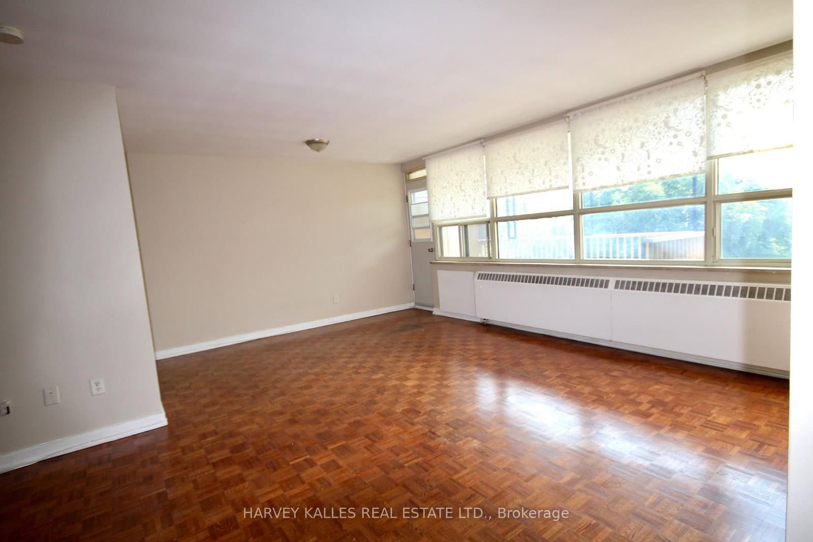 160 The Donway W, Unit 411 - Image 2