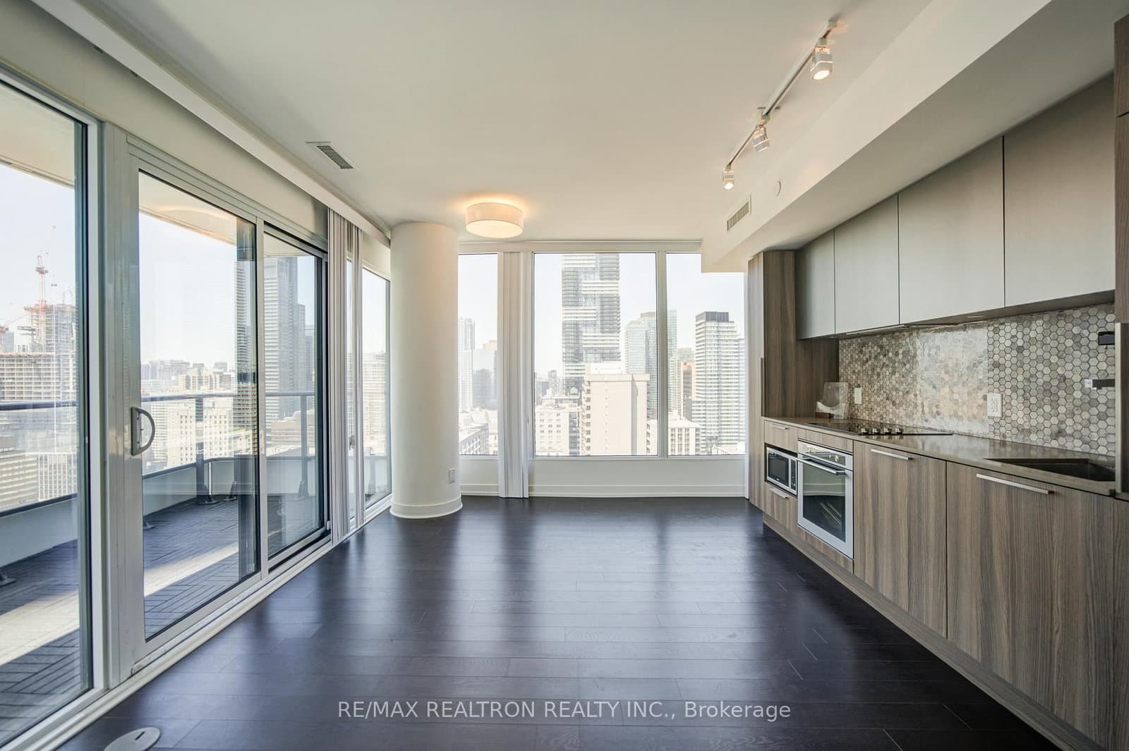 85 Wood Street, Unit 3303 - Image 2