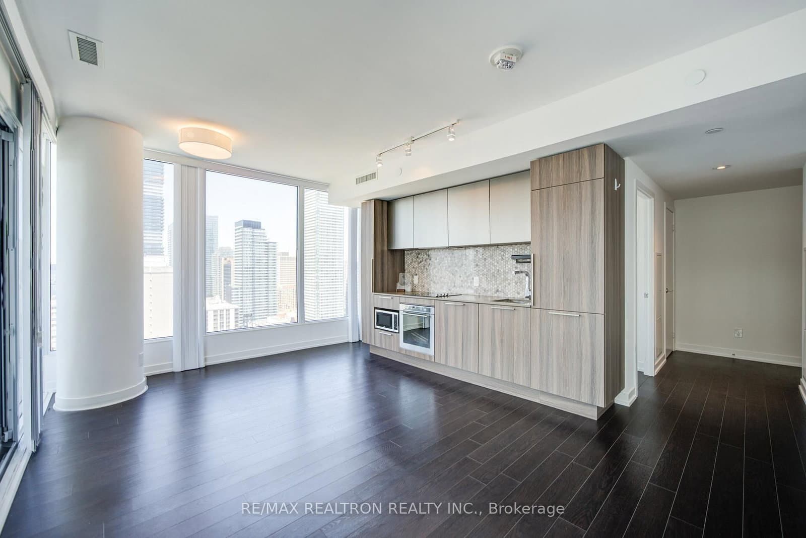 85 Wood Street, Unit 3303 - Image 3
