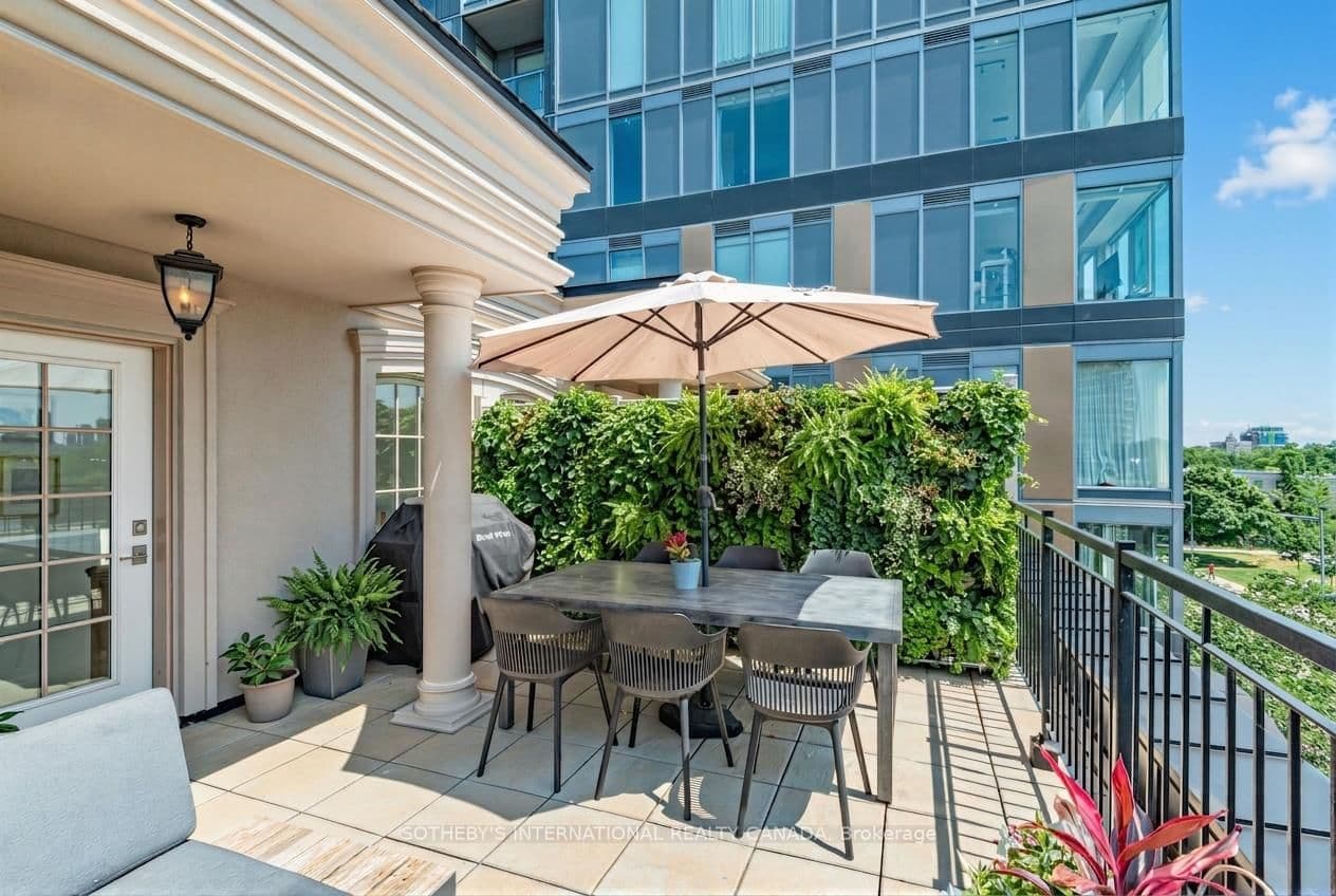 288 St Clair Avenue W, Unit TH1 - Image 3