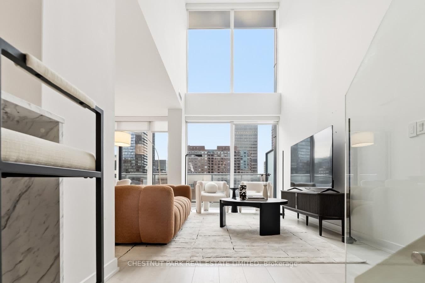 18 Maitland Terrace, Unit 405 - Image 2