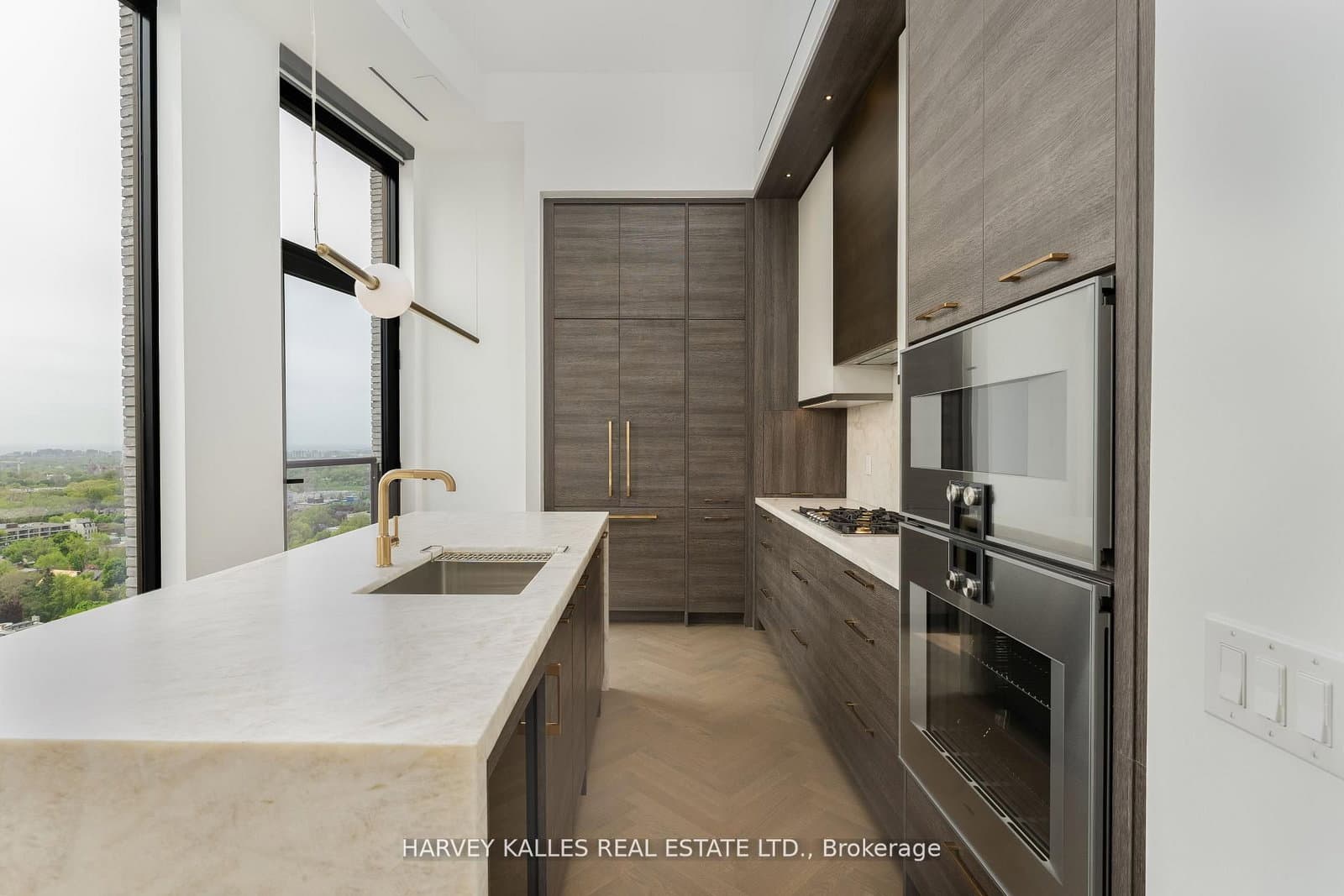 215 Lonsdale Road, Unit 2002 - Image 2
