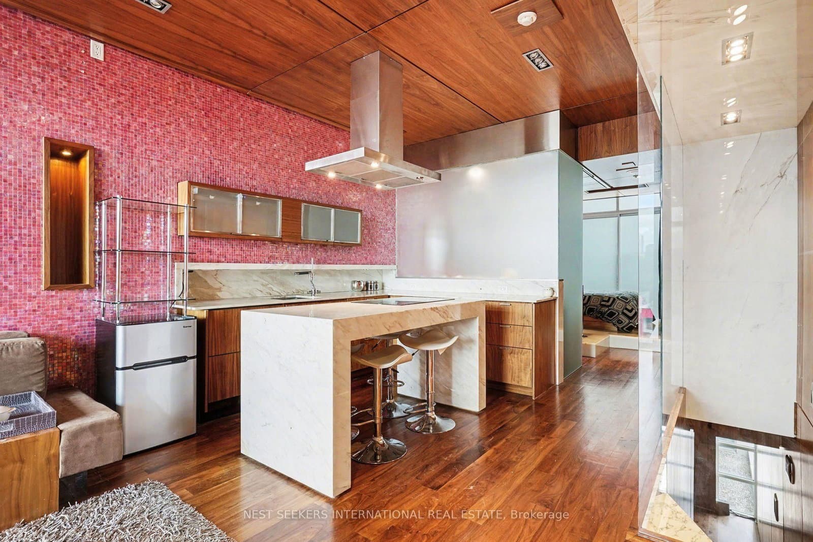 388 Richmond Street W, Unit 519 - Image 5