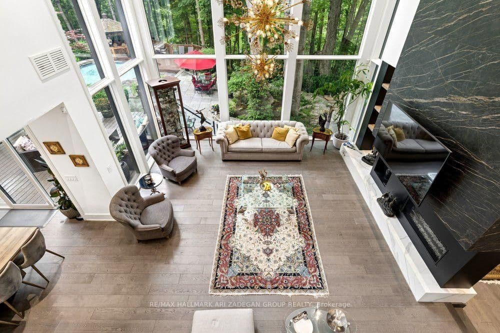 150 Sandringham Drive, Unit . - Image 3