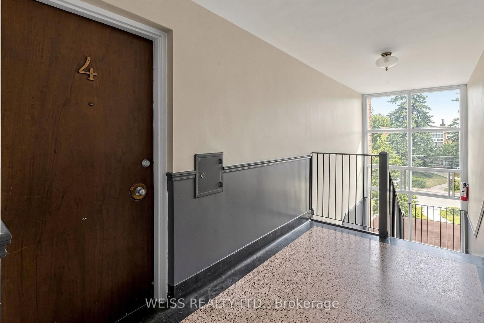 17 Fraserwood Avenue, Unit 4 - Image 3