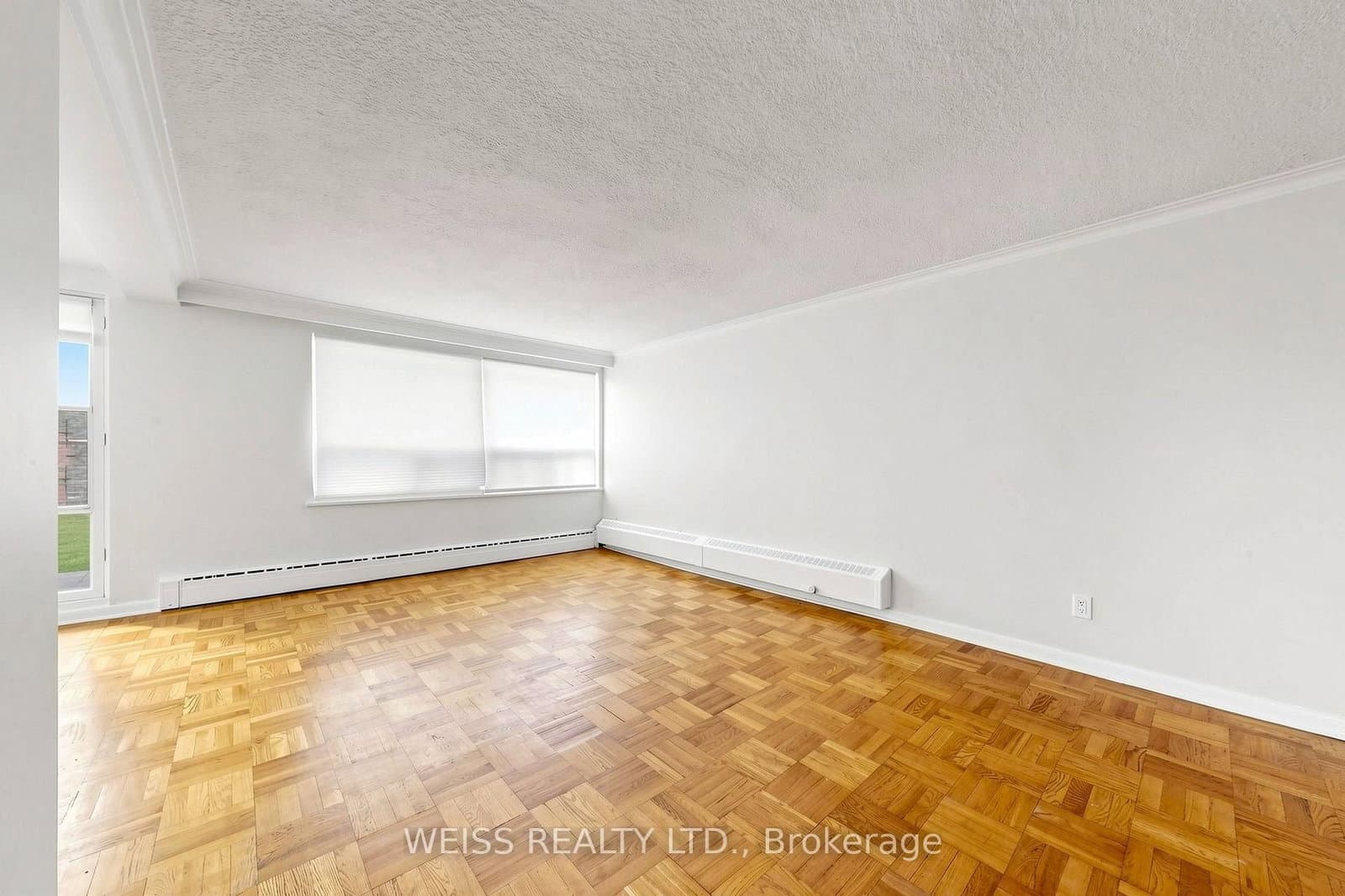 17 Fraserwood Avenue, Unit 4 - Image 6