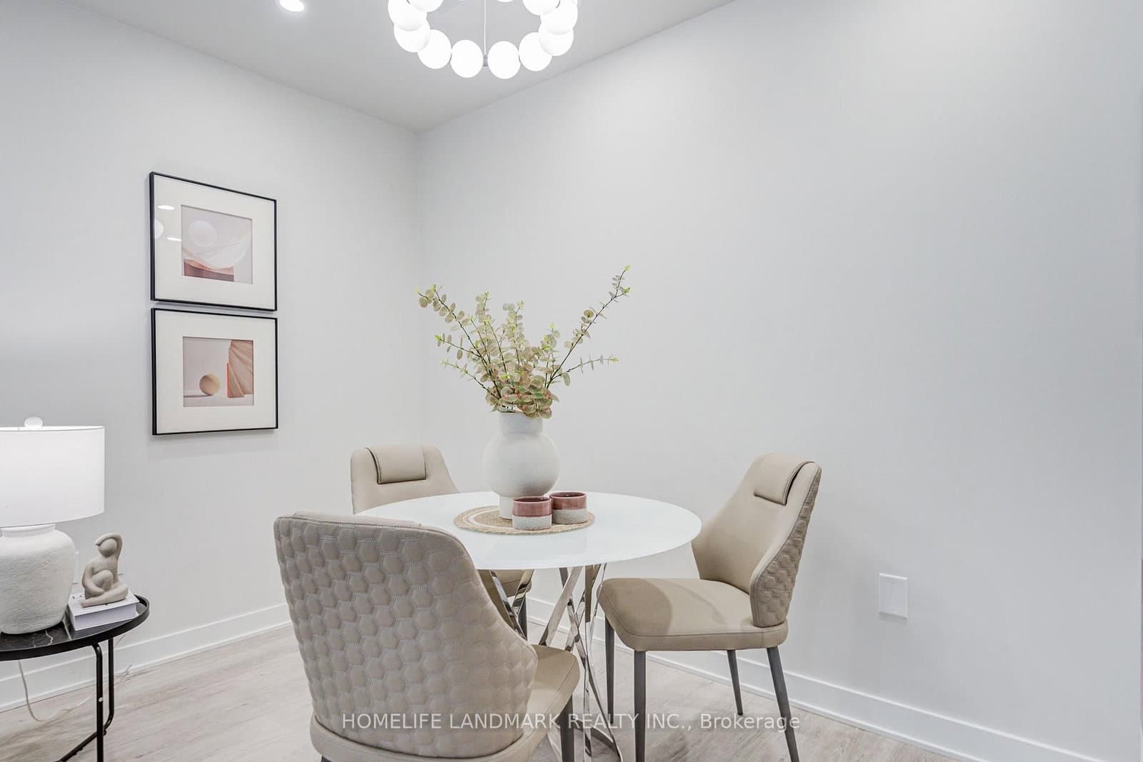 55 Charles Street E, Unit TH05 - Image 5