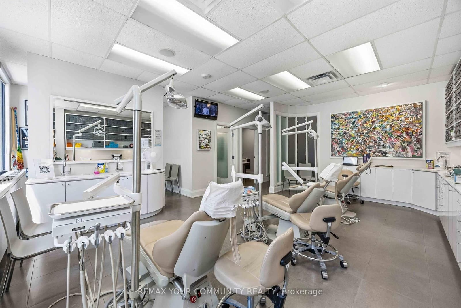 1240 Bay Street, Unit 706 - Image 4