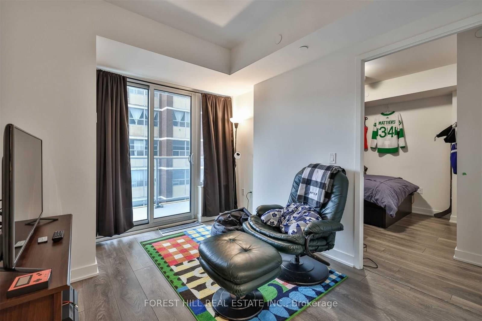 195 Redpath Avenue, Unit 806 - Image 5