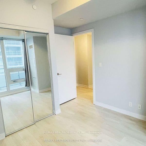 2221 Yonge Street, Unit 1007 - Image 5