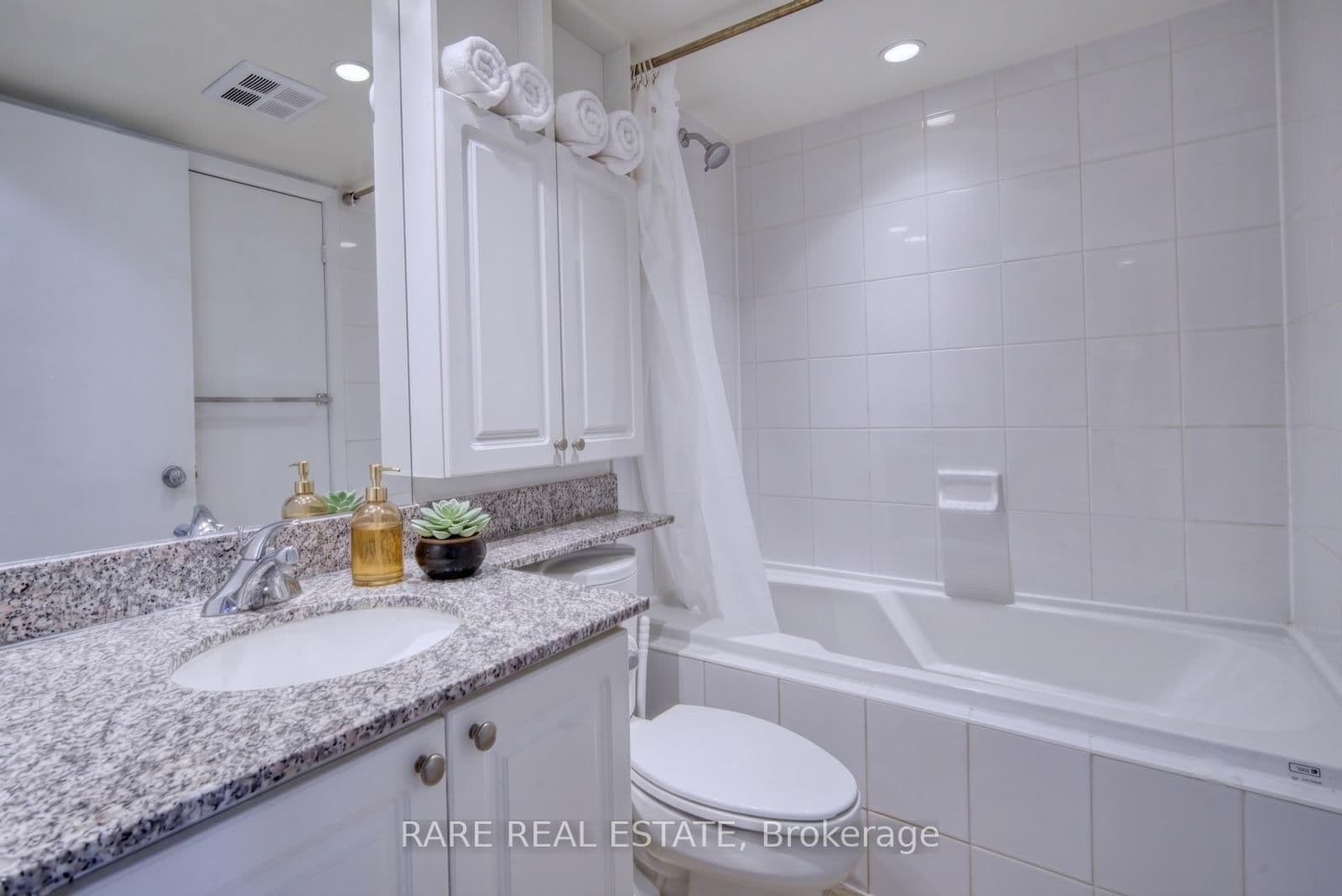 8 Park Road, Unit 2209 - Image 6