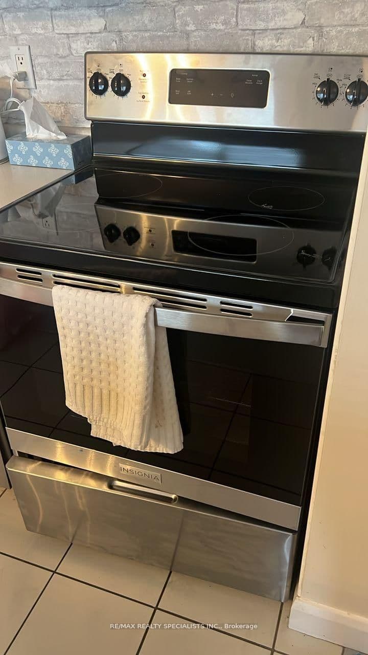 700 King Street W, Unit 519 - Image 6