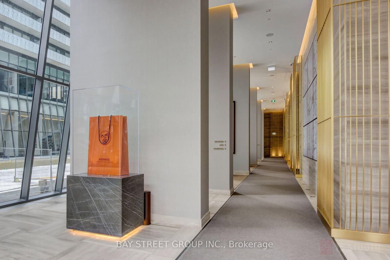 50 Charles Street E, Unit 910 - Image 4