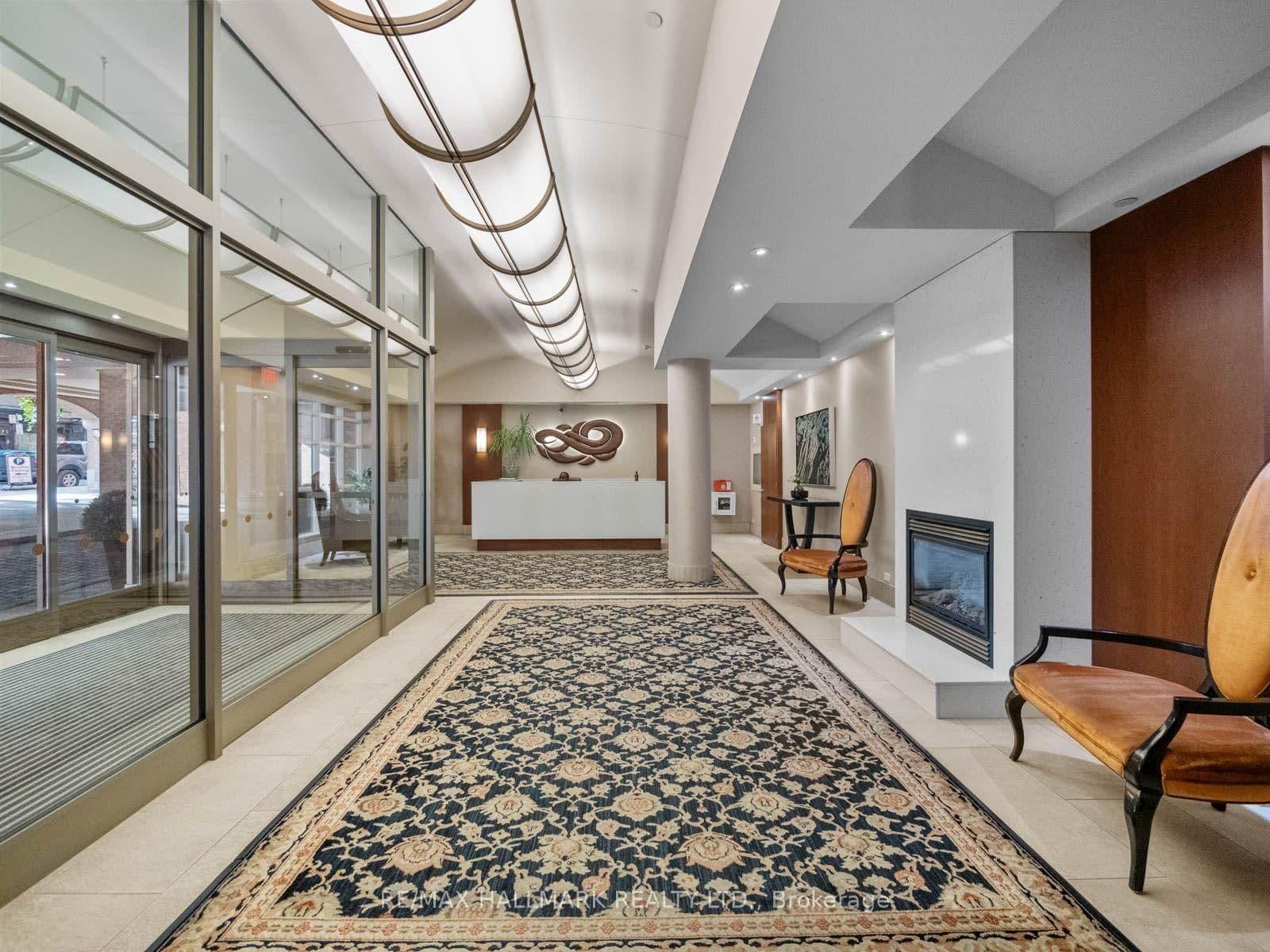 25 George Street, Unit 305 - Image 2