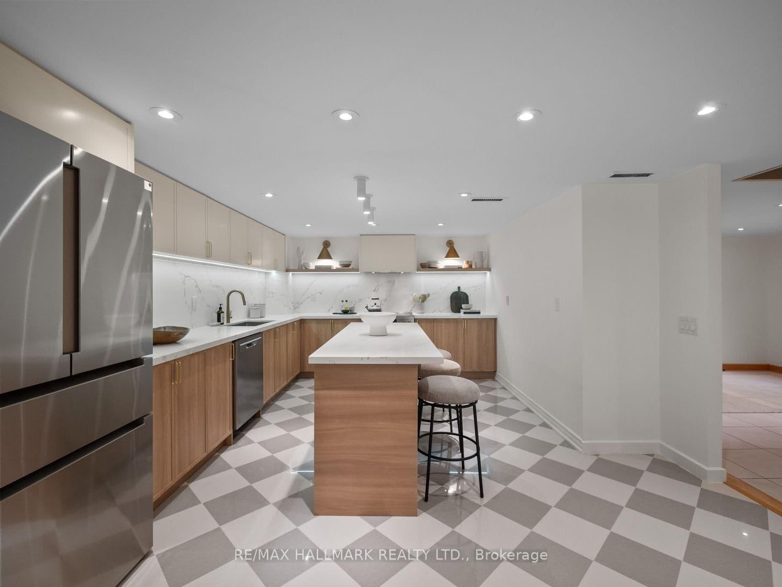 25 George Street, Unit 305 - Image 6