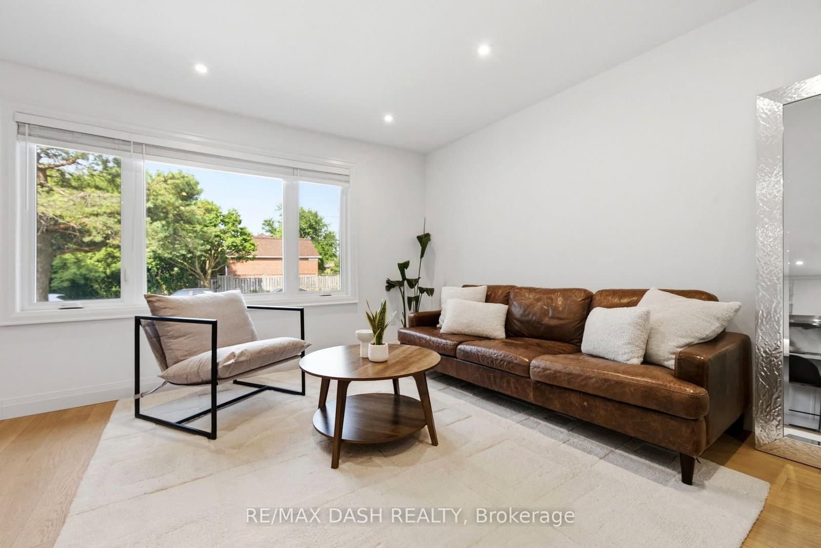 111 Gorman Park Road - Image 6
