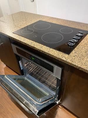 112 George Street, Unit Th102 - Image 3