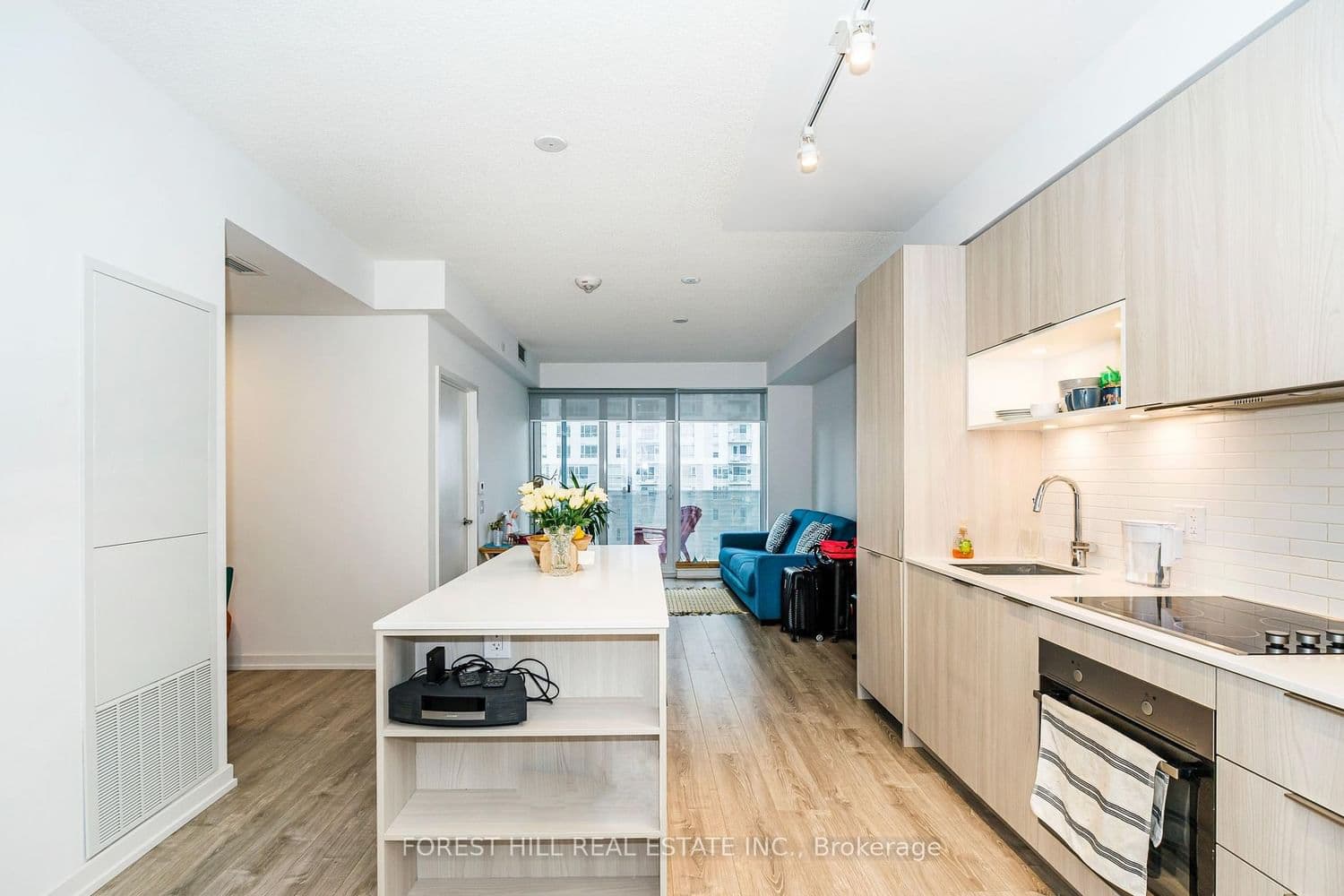 20 Tubman Avenue, Unit 1407 - Image 4