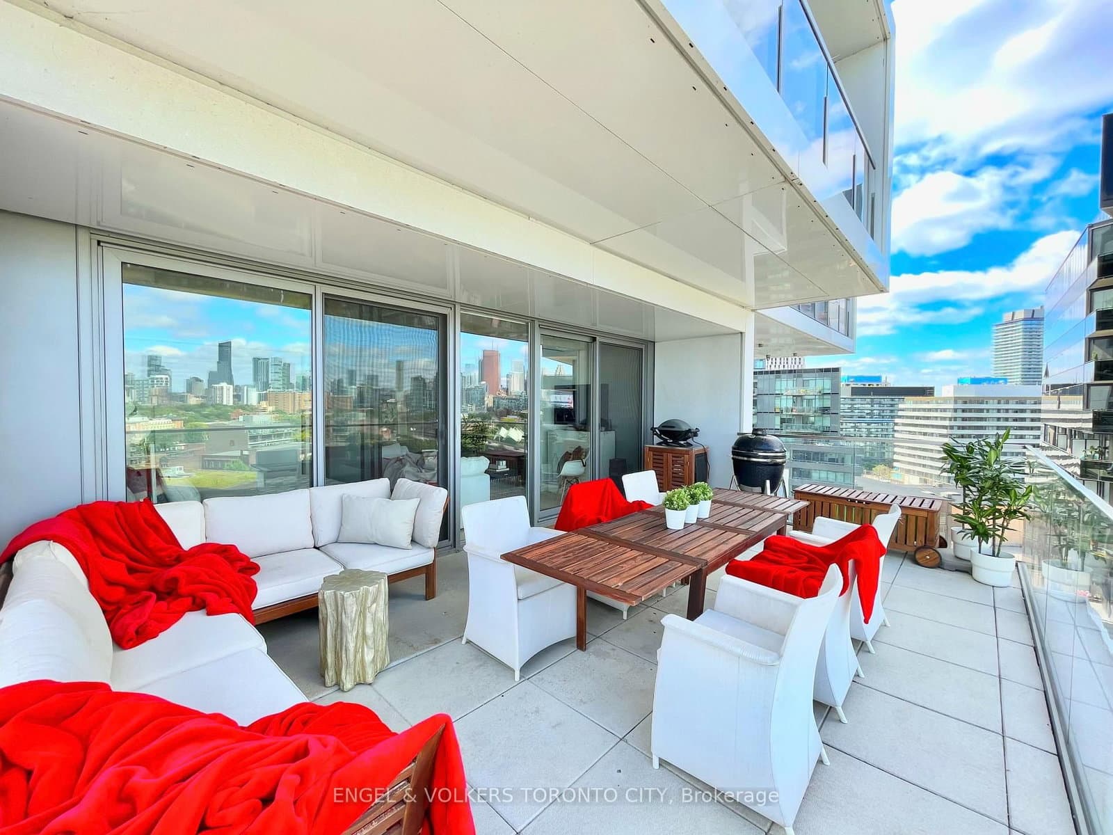 170 Bayview Avenue, Unit 1004 - Image 4