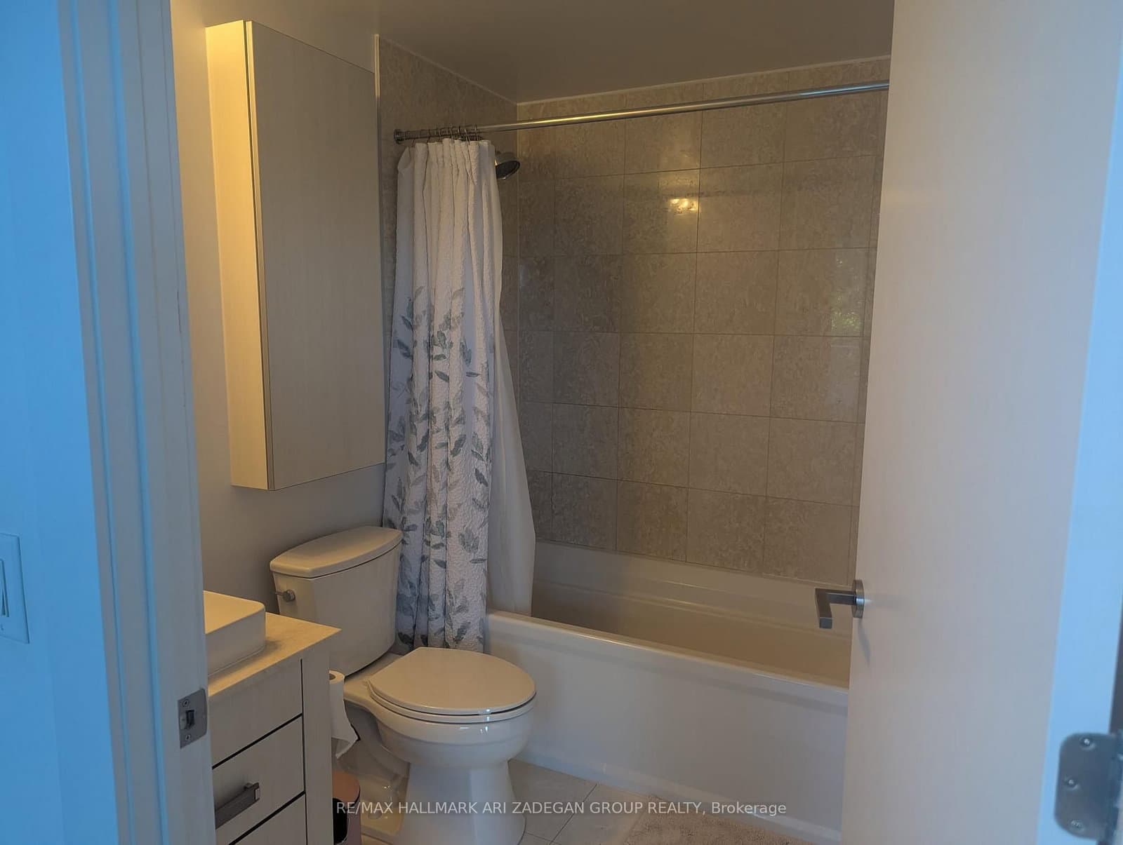 3018 Yonge Street, Unit 514 - Image 3