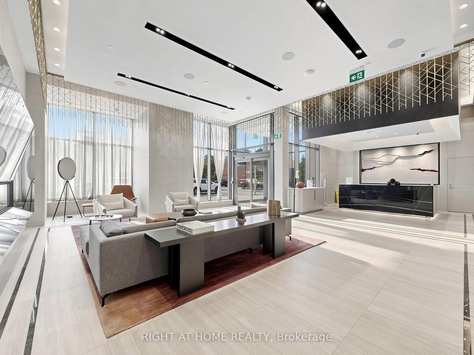 280 Howland Avenue, Unit 615 - Image 3