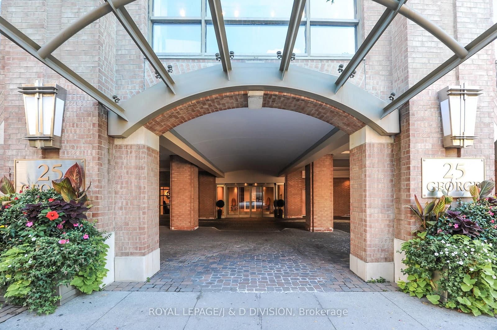 25 George Street, Unit 405 - Image 2