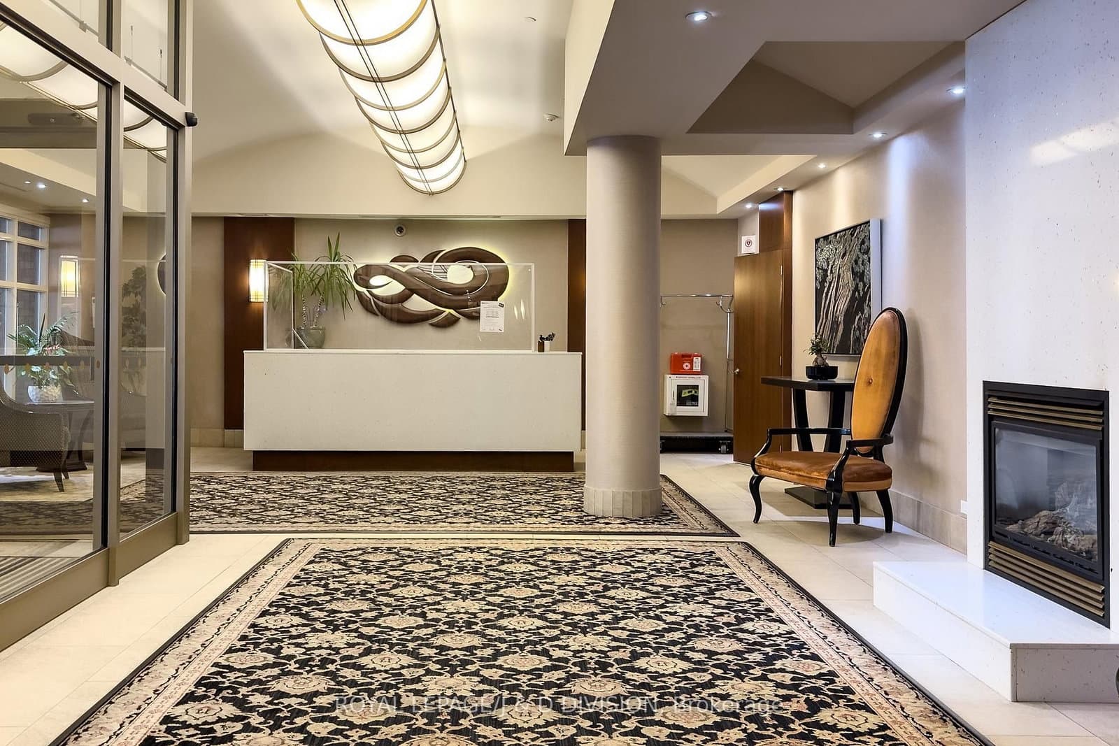 25 George Street, Unit 405 - Image 3