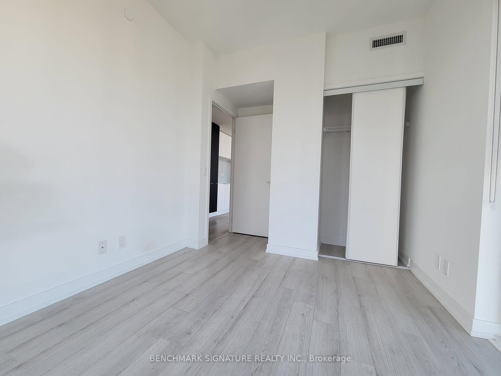 33 Helendale Avenue, Unit 603 - Image 2