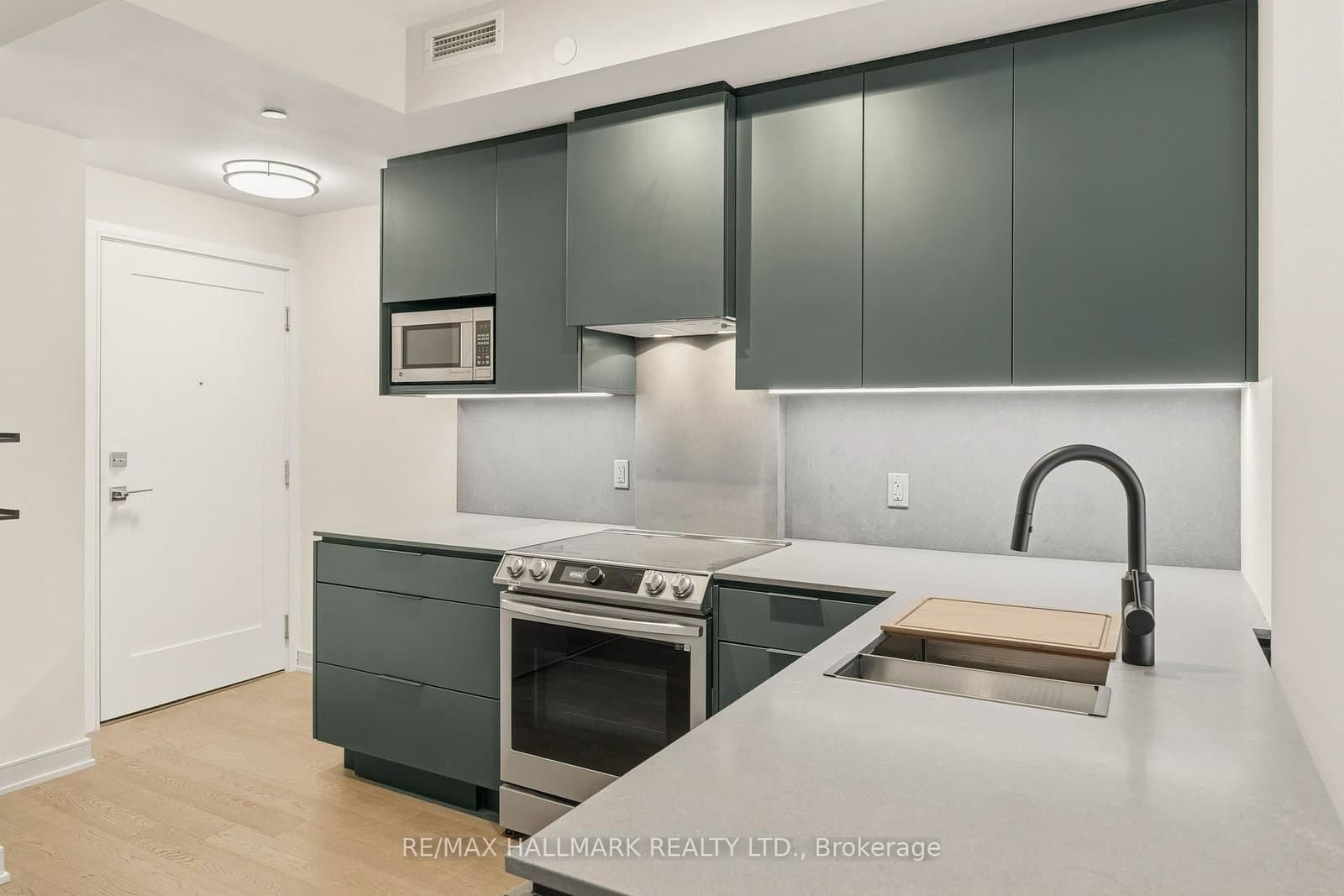 57 St Joseph Street, Unit 1811 - Image 6