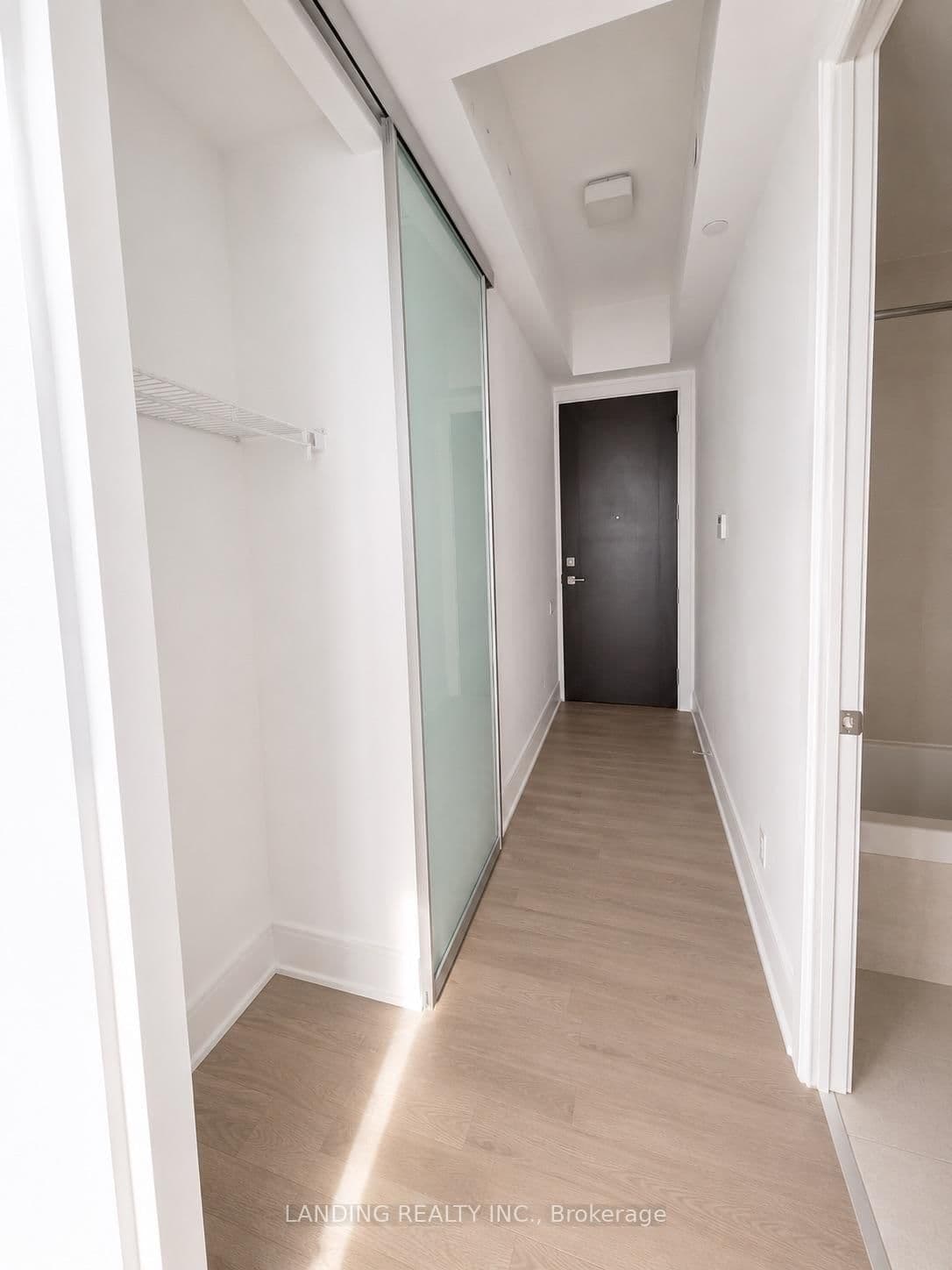 42 Charles Street E, Unit LPH4806 - Image 4