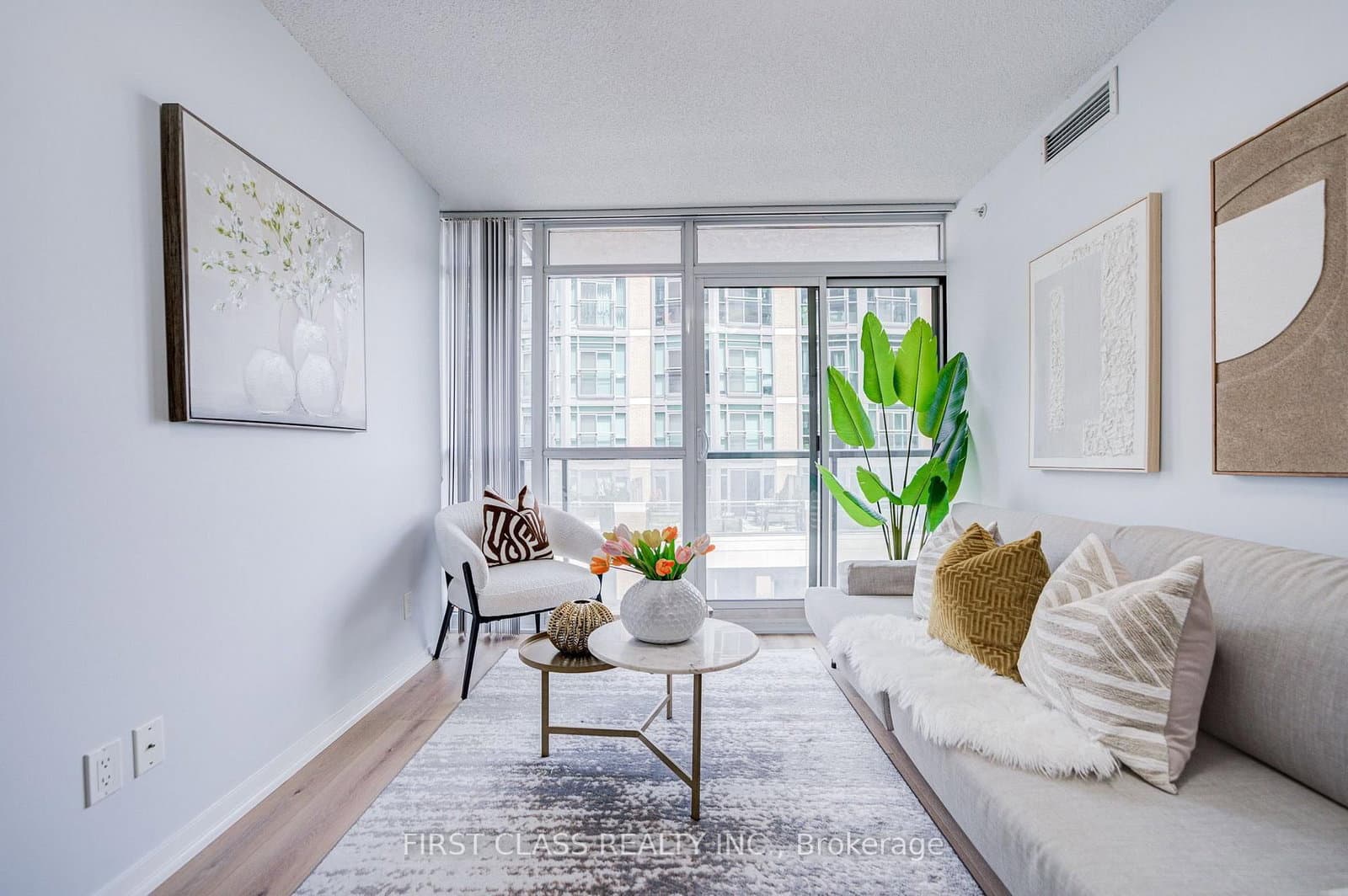 68 Abell Street, Unit 527 - Image 4