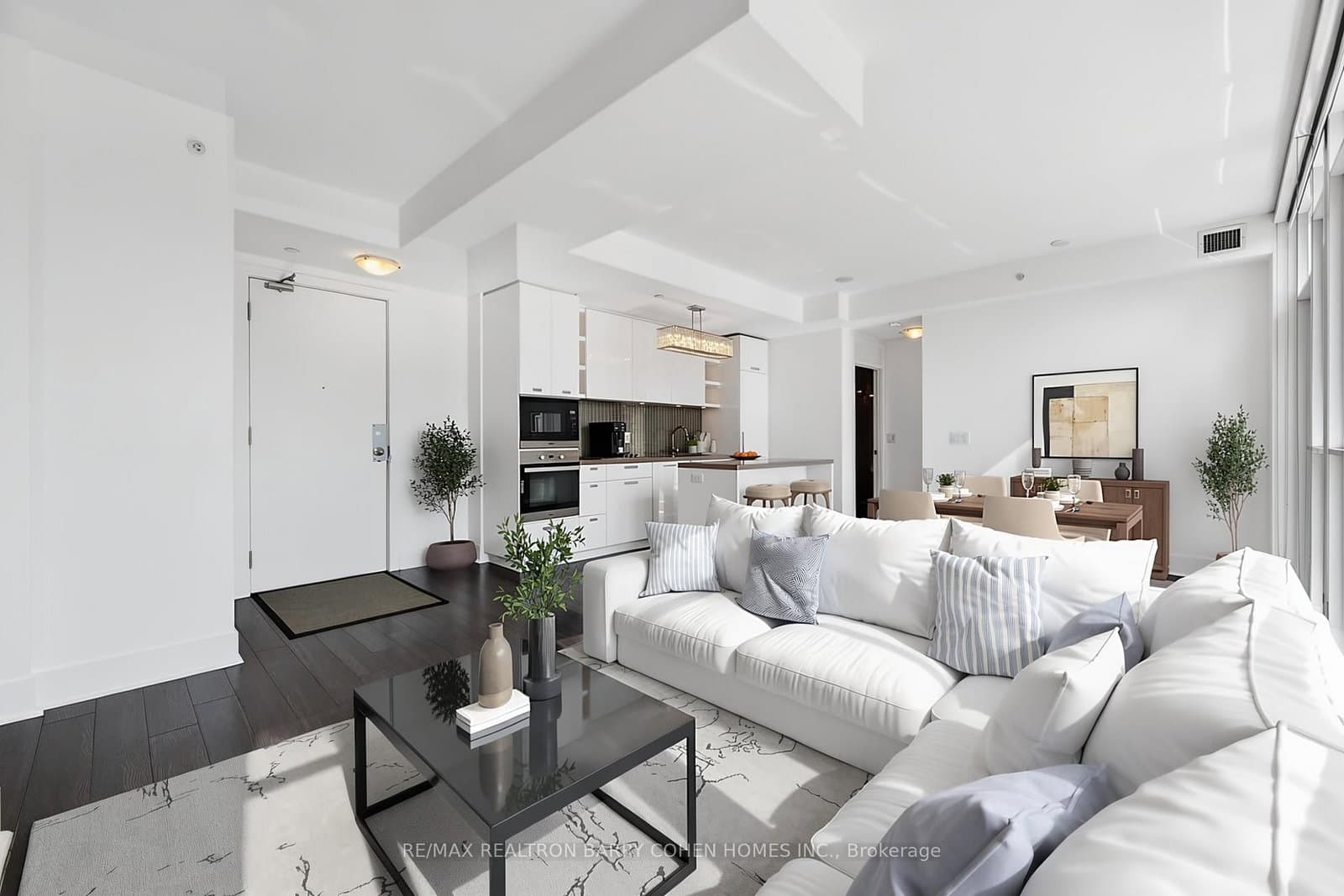 32 Davenport Road, Unit 303 - Image 6