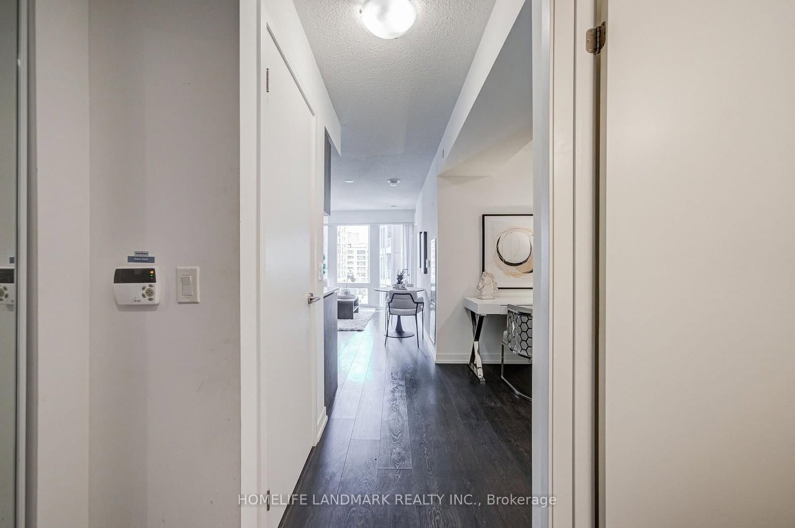 60 Shuter Street, Unit 817 - Image 6