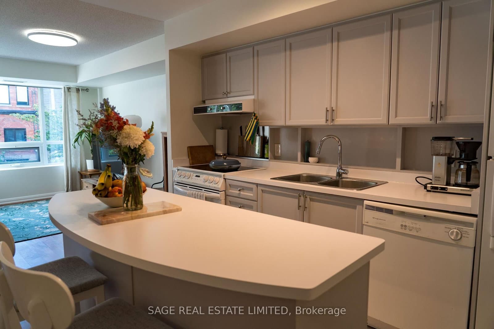 18 Beverley Street, Unit 209 - Image 5