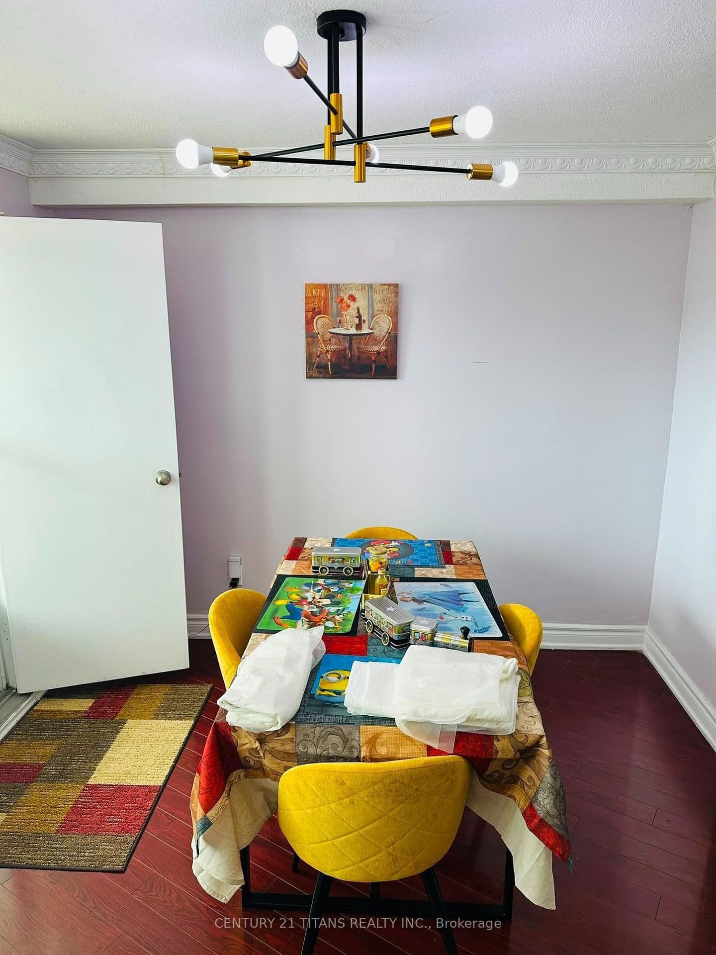 10 Edgecliffe Golfway, Unit 311 - Image 4